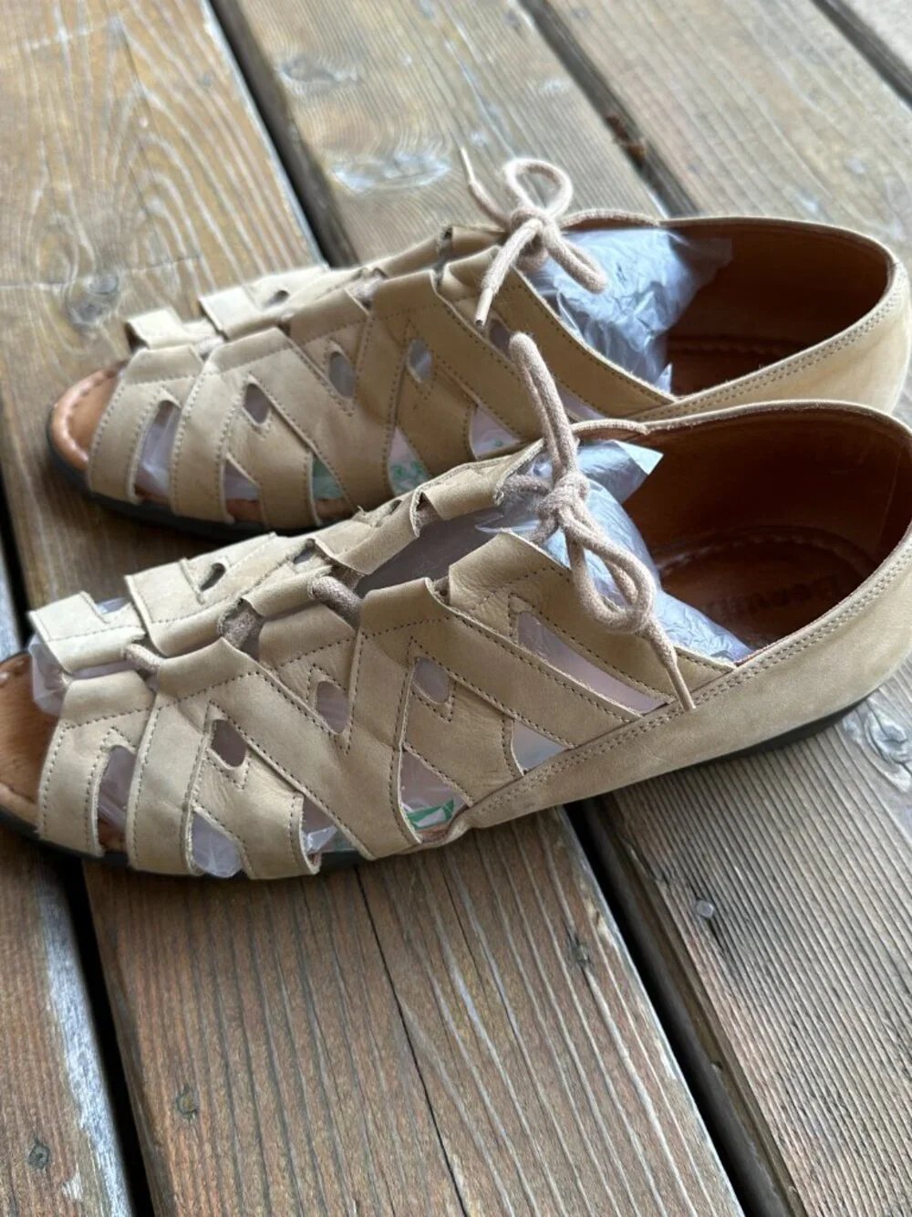 BeautiFeel excellent suede